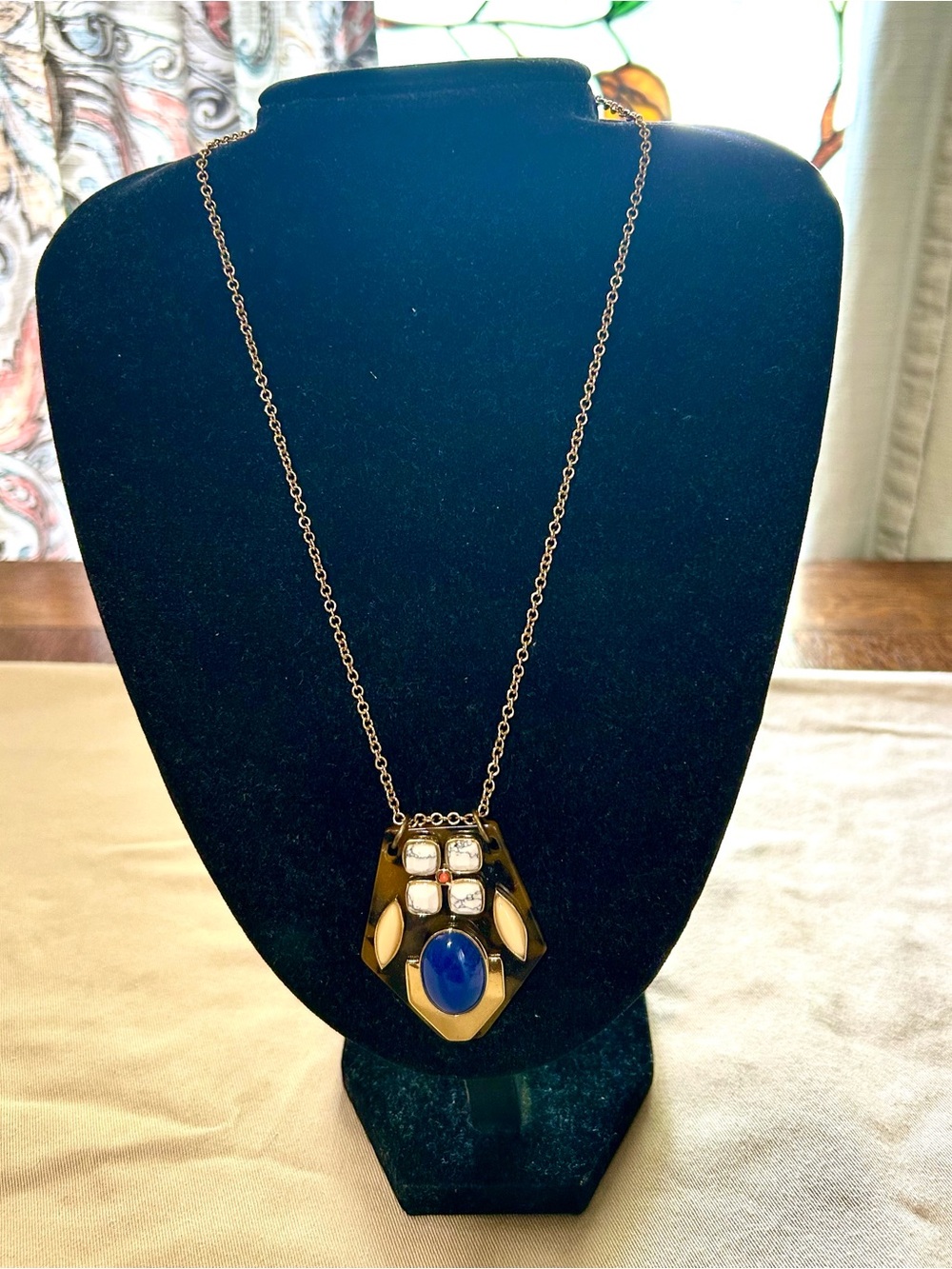 J. Crew Cobalt Blue & Tortoiseshell Pendant Vintage Necklace - Beautiful via